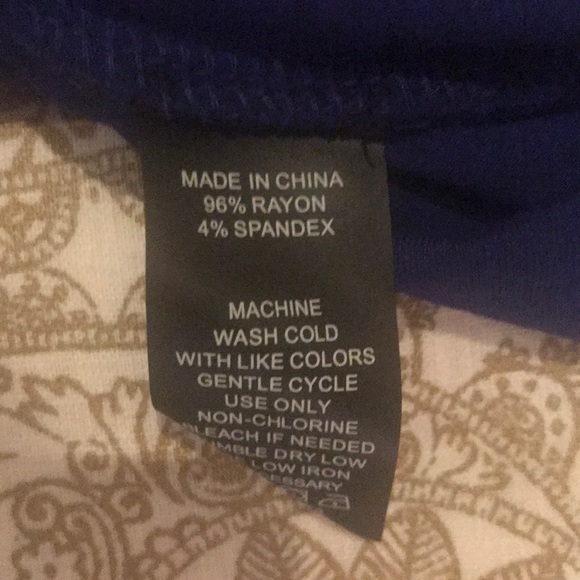 Fabulous Vince Camuto top ❤️ NWT  - Picture 8 of 8